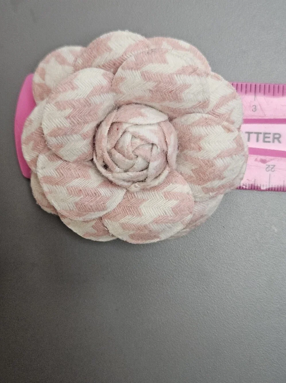 NEW Pink Houndstooth 3D Flower Brooch Pin Statement Rose Boutique Accessory